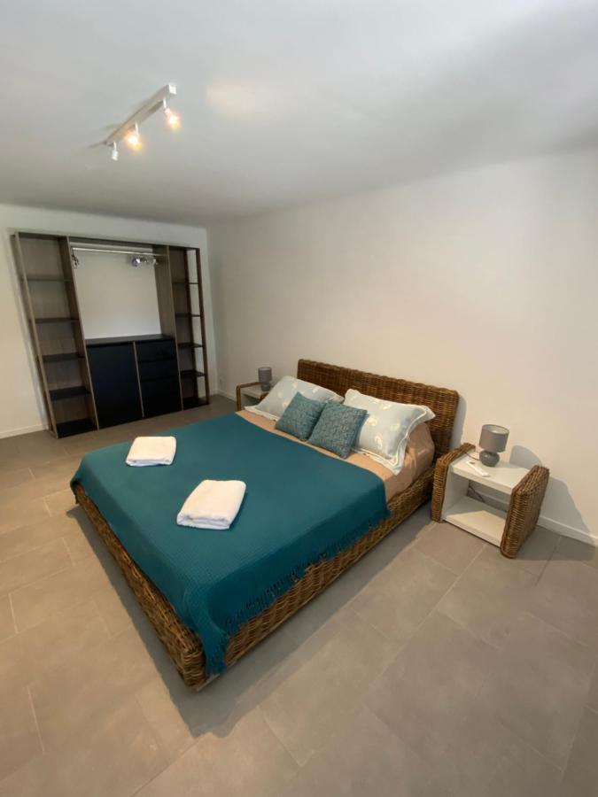 Appartement Rez De Villa Proche Port Et Plages De Sanary المظهر الخارجي الصورة